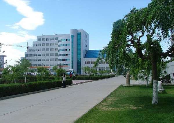 赤峰学院