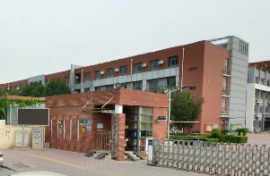天津102中学